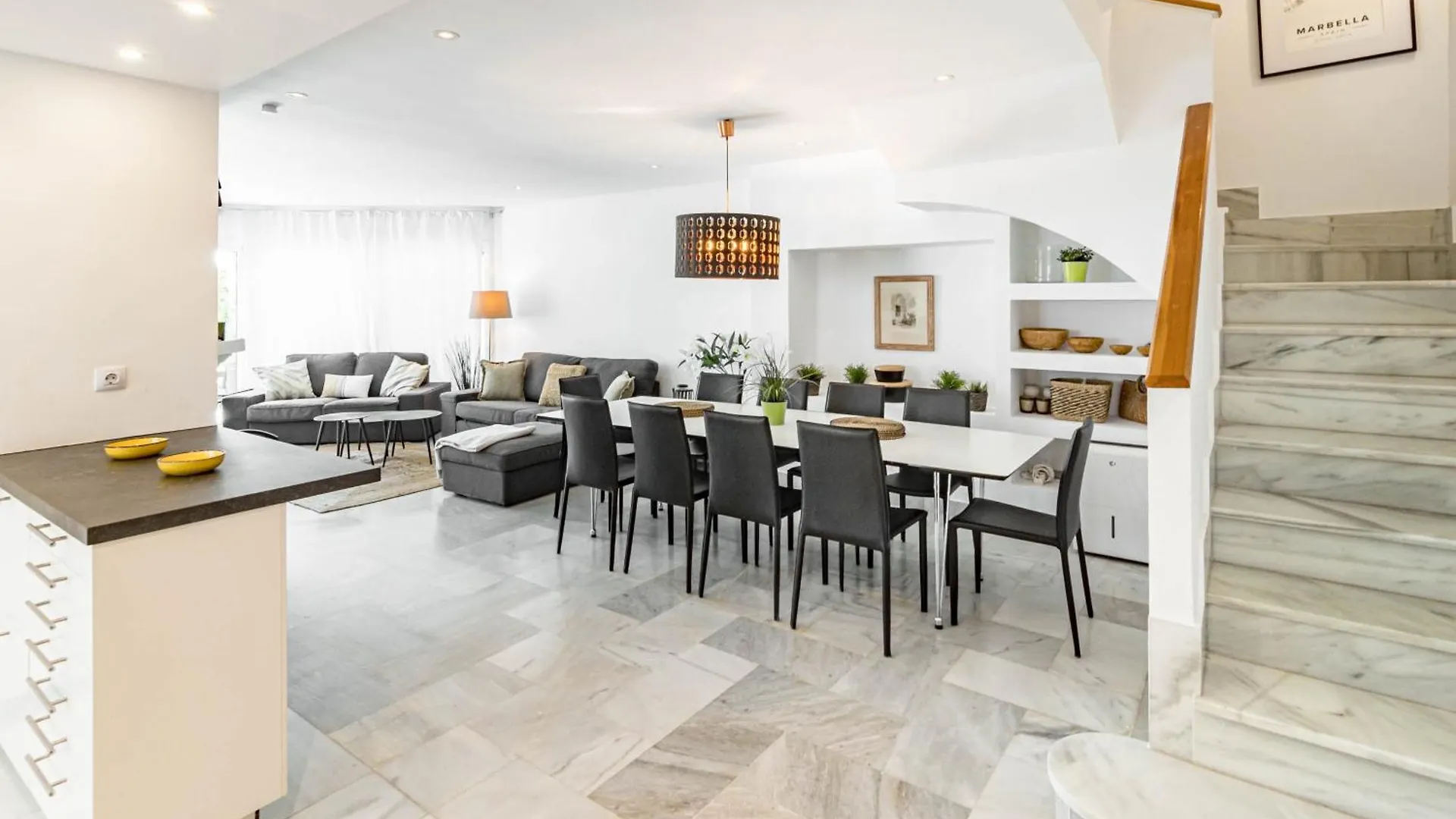 Willa 3 Townhouse With Private Garden In Marbella